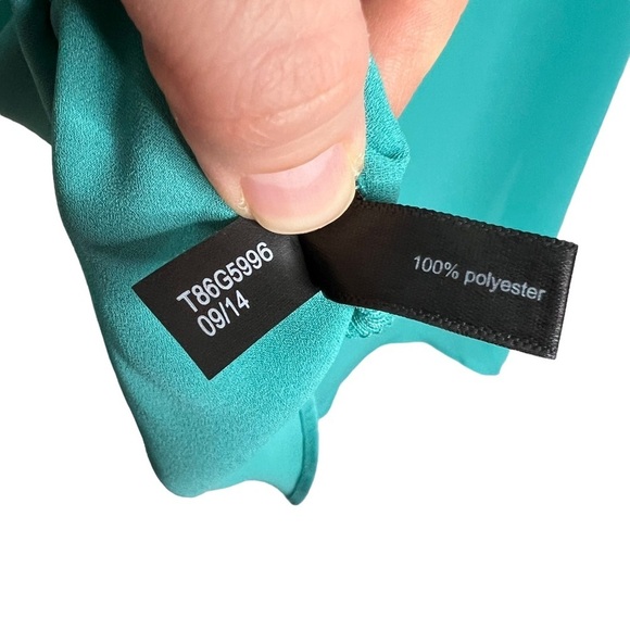 The Limited Teal Asymmetrical Hem Roll Tab Sleeve Blouse - Picture 14 of 15